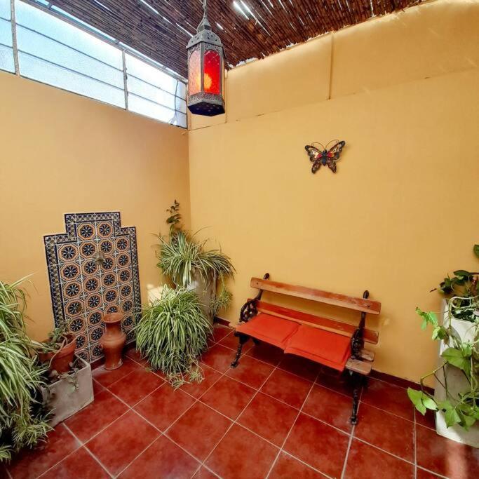 ¨Las Mayólicas¨ Hermoso Depto con patio español Mendoza Exterior foto